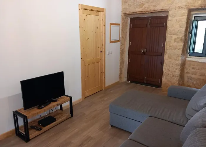 Casa Hozani * Albarrol